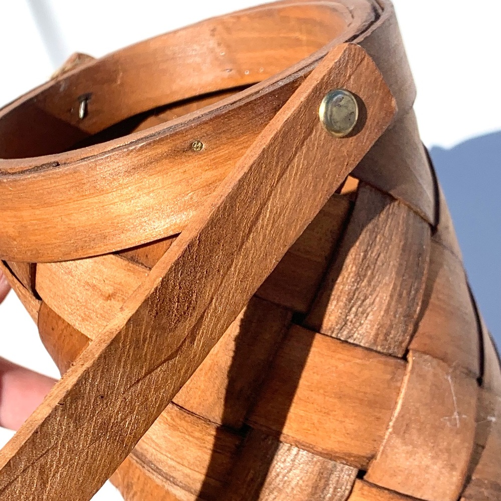 Hard Woven Brown Basket - Picture 7 of 12